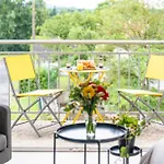 Logis à 5 Min De L'autoroute A10, Balcon&parking Privé Apartamento *