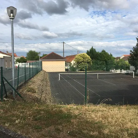 Appartement Logis - Vue Nature & Parking Prive, A10 A 5min *