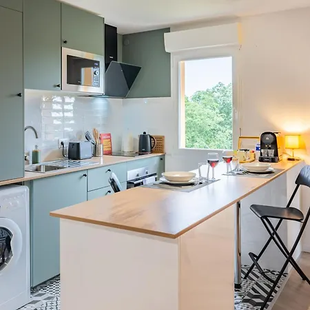 Logis - Vue Nature & Parking Prive, A10 A 5min Lejlighed