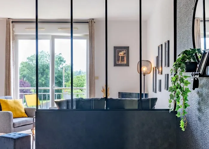 Apartamento Logis à 5 Min De L'autoroute A10, Balcon&parking Privé Châtellerault