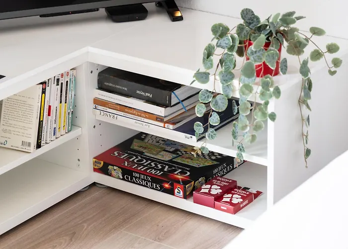 Logis à 5 Min De L'autoroute A10, Balcon&parking Privé * Châtellerault